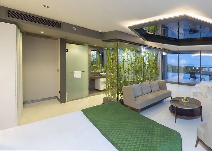 Bosphorus Sorgun Otel 5*